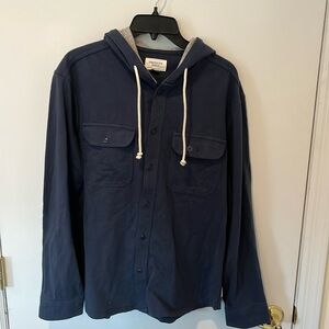 American Eagle Button Down Hoodie Navy Bkue size Medium New with Tags